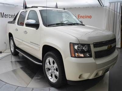 2008 chevrolet avalanche, leather, nav, rear entertainment, beautiful!