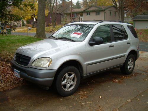 1998 mercedes ml320 'mint condition' like new! under 100,000 miles
