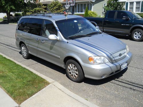 2005 kia sedona lx van