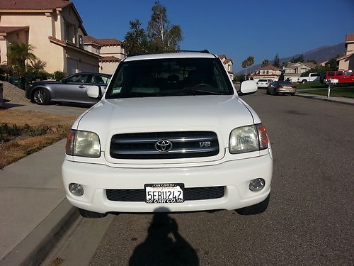 2003 toyota sequoia