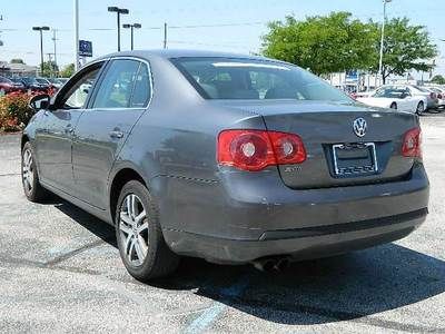 2.5 2.5L CD 10 Speakers AM/FM radio AM/FM w/In-Dash 6-Disc Changer/MP3 Readable, image 5