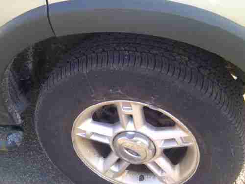 2004 Ford Explorer XLS Sport 4x4, image 11