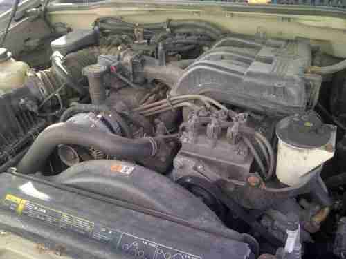 2004 Ford Explorer XLS Sport 4x4, image 14