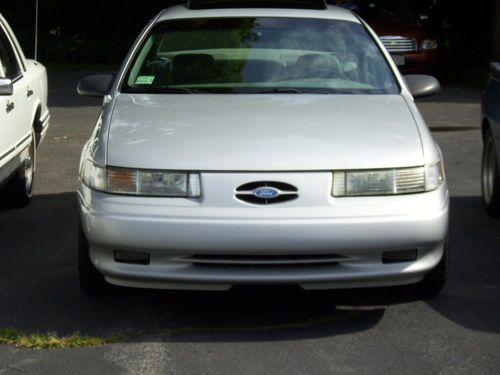 1993 ford taurus sho sedan 4-door 3.0l 5-speed