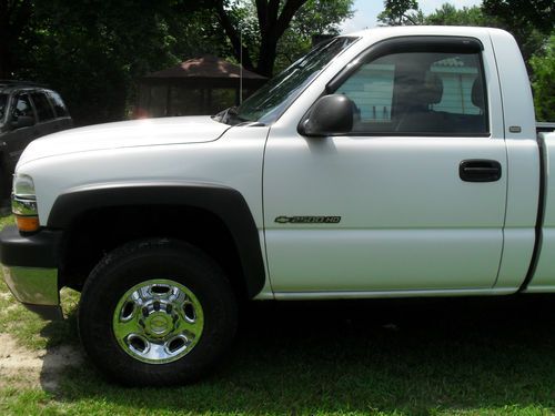 2001 Chevy Silverado 2500HD 4x4 Heavy duty Truck, US $6,300.00, image 2