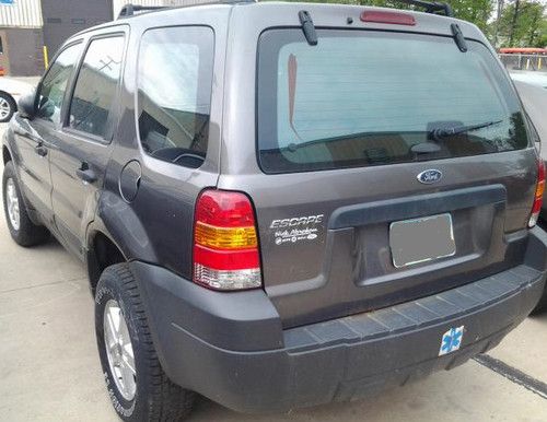 2005 ford escape xls sport utility 4-door 2.3l