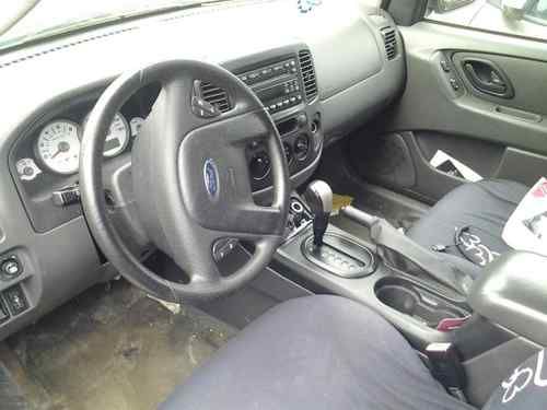 2005 Ford Escape XLS Sport Utility 4-Door 2.3L, image 4