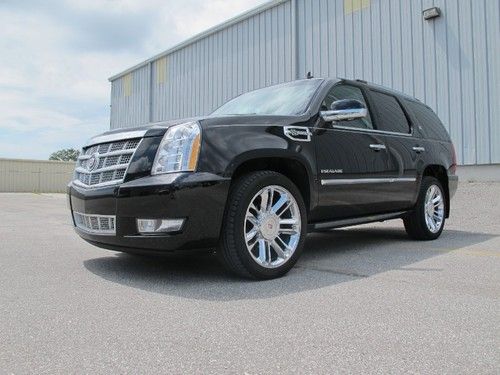 2010 cadillac escalade hybrid platinum, one-owner, loaded with options!!