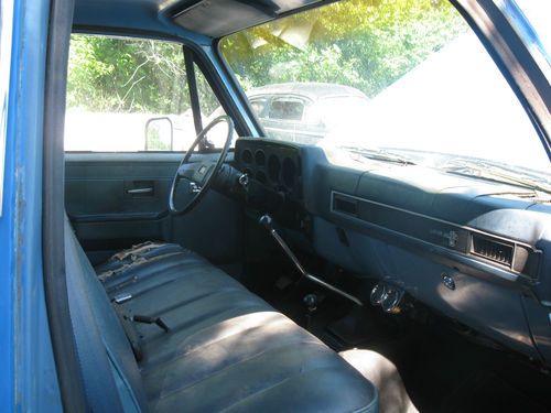 1984 chevy 4x4 dually, cab/chassie 454,3speed  manual trans with low gear,PTO, image 6