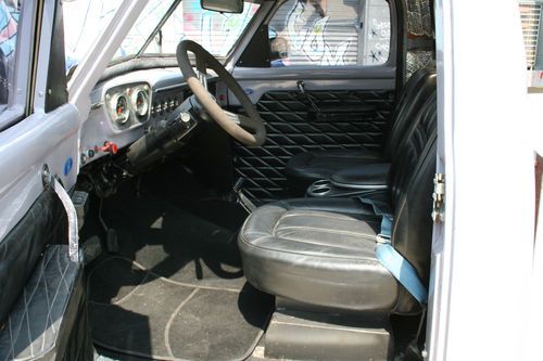 1955 Ford F-100 Custom Chevelle Frame V8 350