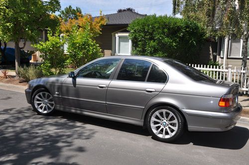 2003 bmw 525i base sedan 4-door 2.5l