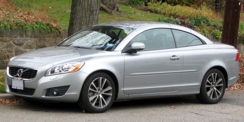 2011 volvo c70 t5 convertible 2-door 2.5l