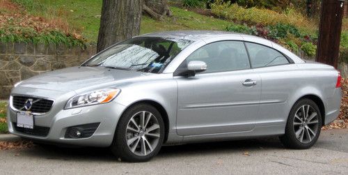 2011 volvo c70 t5 convertible 2-door 2.5l