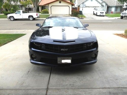 2011 camaro ss, imperial blue w/ white rally stripes