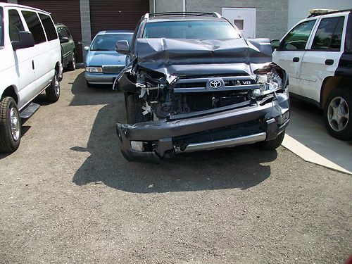 2007 toyota limited edition 4 runnner- v8 4x4- collision damage