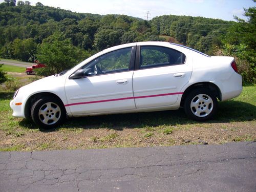 2000 dodge neon high line sedan 4-door 2.0l