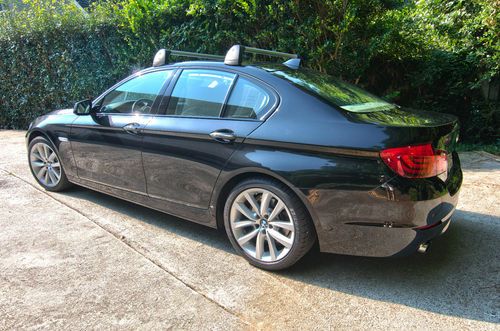 Loaded low mileage black bmw 535i w/ tan leather +++