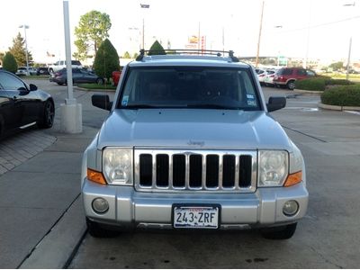 2006 Jeep Commander Limite3d 5.7L Hemi One Owner, image 3