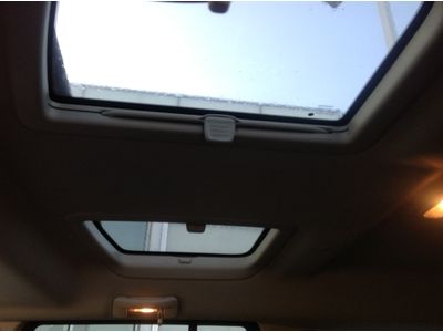 2006 Jeep Commander Limite3d 5.7L Hemi One Owner, image 10