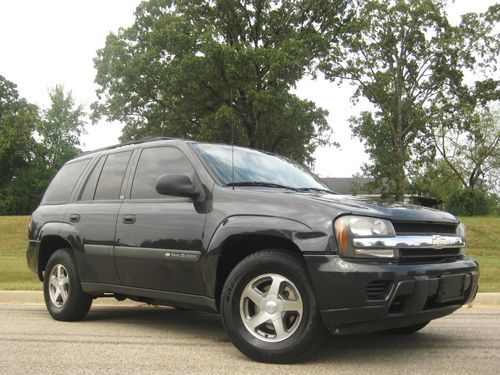 04 chevy trailblazer ls 4x4 dark gray smoke free interior runs great no reserve