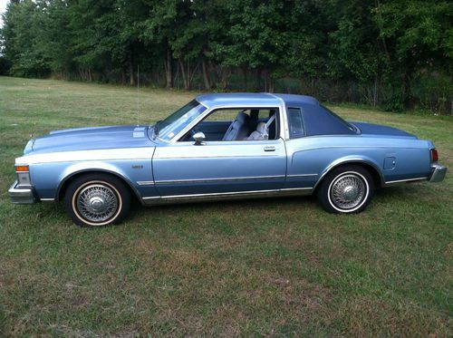 1979 chrysler lebaron 2 door coupe only 38k miles classic original runs great