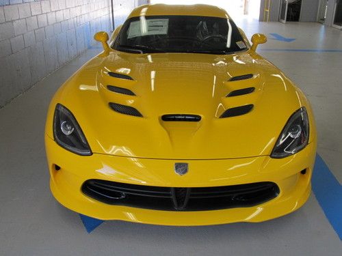 2013 dodge viper srt coupe