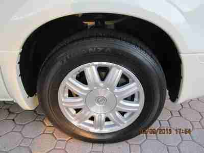 05 CHRYSLER TOWN & COUNTRY TOURING NAVIGATION DVD 29K MILES 1 FL OWNER LIKE NEW!, image 8