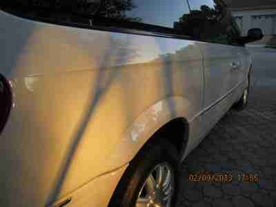 05 CHRYSLER TOWN & COUNTRY TOURING NAVIGATION DVD 29K MILES 1 FL OWNER LIKE NEW!, image 15