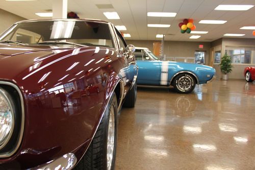 ** INCREDIBLE PAINT & BODY !!! ** 1967 CAMARO **, image 9