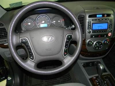 GLS SUV 2.4L CD 4 wheel disc brakes ABS brakes AM/FM radio Air conditioning, image 7