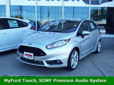 We finance ! st new manual hatchback 1.6l turbo ecoboost  bluetooth mp3