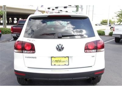 VR6 SUV 3.6L CD 4X4 Traction Control Power Steering ABS 4-Wheel Disc Brakes, image 6