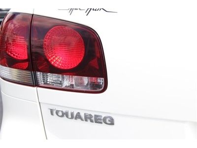 VR6 SUV 3.6L CD 4X4 Traction Control Power Steering ABS 4-Wheel Disc Brakes, image 15