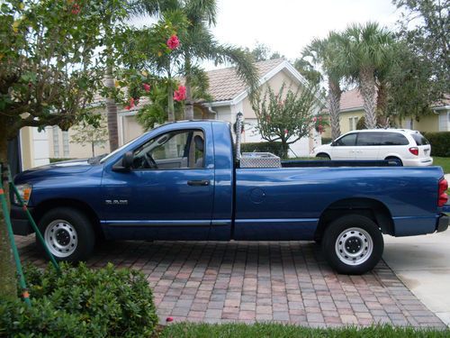 2008 dodge ram 1500 long bed v6 low mileage !!!