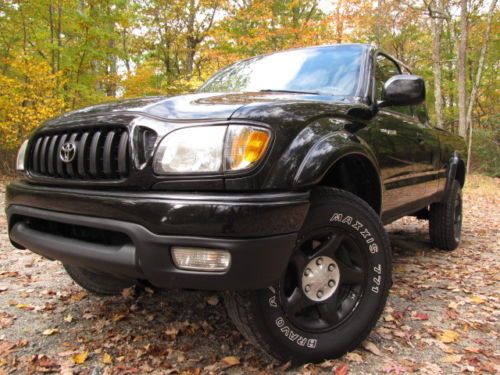 04 toyota tacoma sr5 trd 4wd extracab v6 5sp towhitch rrdifflock cleancarfax!!