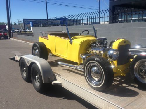 1927 ford t-bucket hotrod