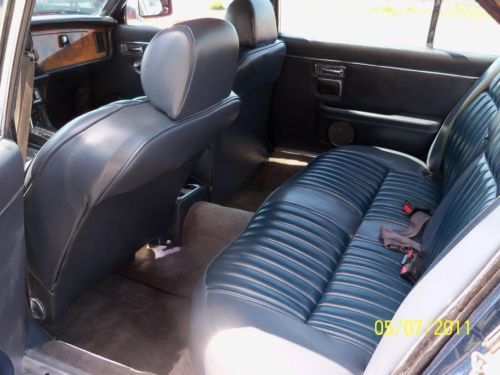 1982 Jaguar XJ6 Sedan  w/ CHV 350 drivetrain  90 point restoration, US $5,500.00, image 2