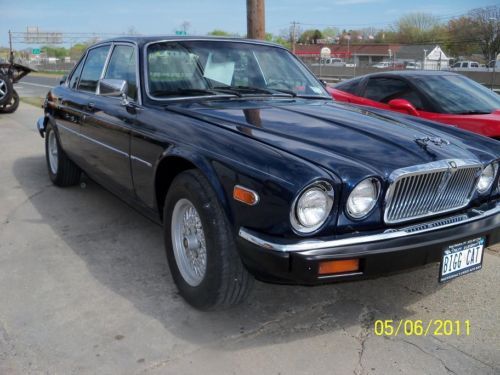 1982 Jaguar XJ6 Sedan  w/ CHV 350 drivetrain  90 point restoration, US $5,500.00, image 5