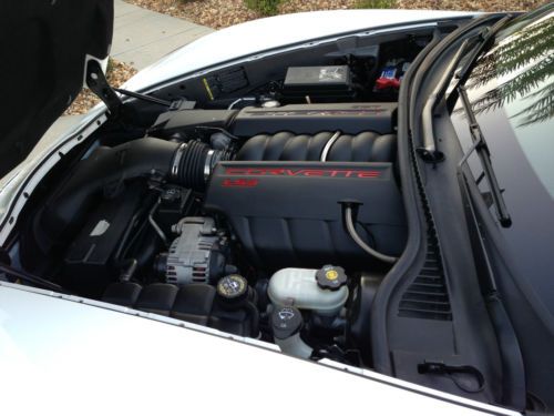 2008 Corvette Convertible, white with ebony and linen seats, loaded 35,500, image 12