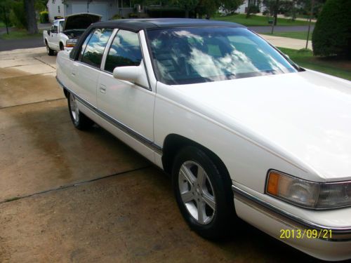 Great cond  96 deville all power  leather seats