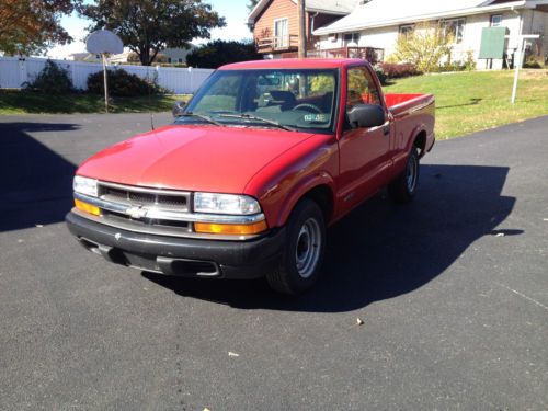 2001 chevy s10 pickup red 2.2l 4cyl 2 wheel drive