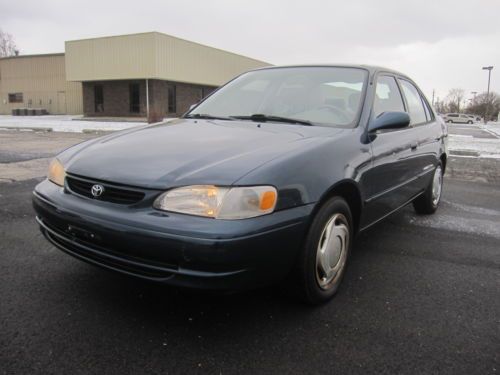 98 99 TOYOTA COROLLA LE 4DOOR . AUTOMATIC,LOW MILES 68K,GREAT ON GAS, RUNS GREAT, image 2