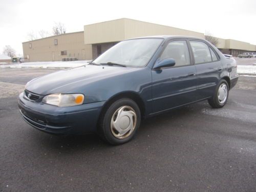 98 99 TOYOTA COROLLA LE 4DOOR . AUTOMATIC,LOW MILES 68K,GREAT ON GAS, RUNS GREAT, image 4