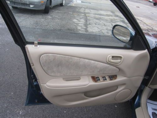 98 99 TOYOTA COROLLA LE 4DOOR . AUTOMATIC,LOW MILES 68K,GREAT ON GAS, RUNS GREAT, image 21