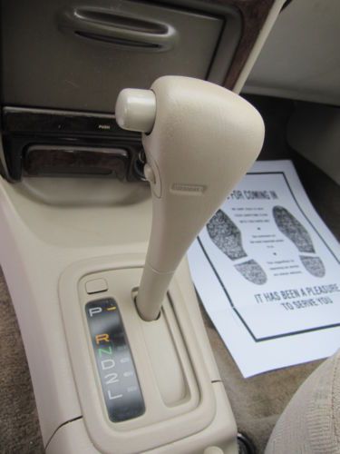 98 99 TOYOTA COROLLA LE 4DOOR . AUTOMATIC,LOW MILES 68K,GREAT ON GAS, RUNS GREAT, image 37