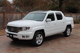 One owner  perfect carfax  heated leather seats  moonroof  michelin tires
