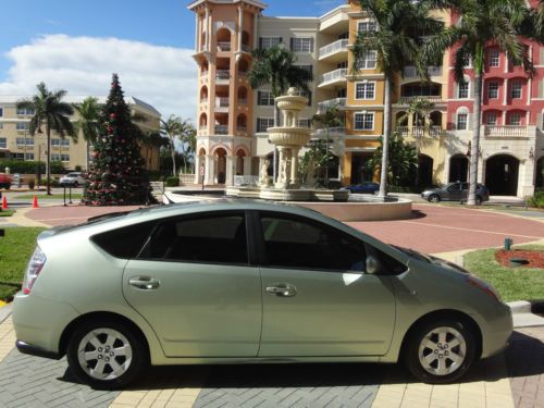 Florida , 1 owner , carfax certified ,gps navigation ,back up camera