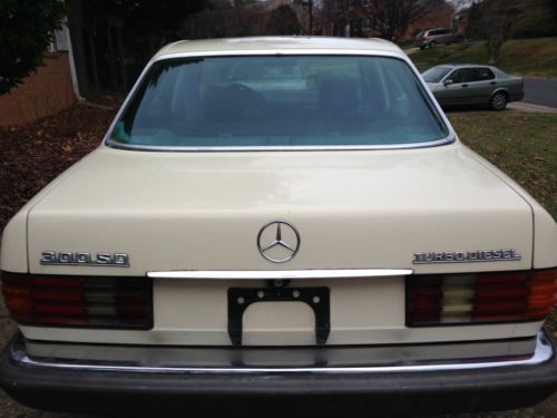 Mercedes-Benz 300 SD Turbo Diesel, image 3