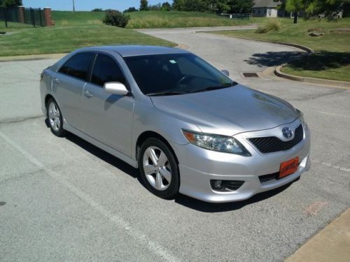 2010 toyota camry se