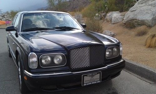 2000 bentley arnage finished in midnight metallic blue with ivory leather